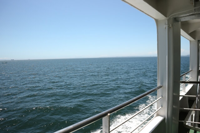 海洋散骨とはどのような供養か