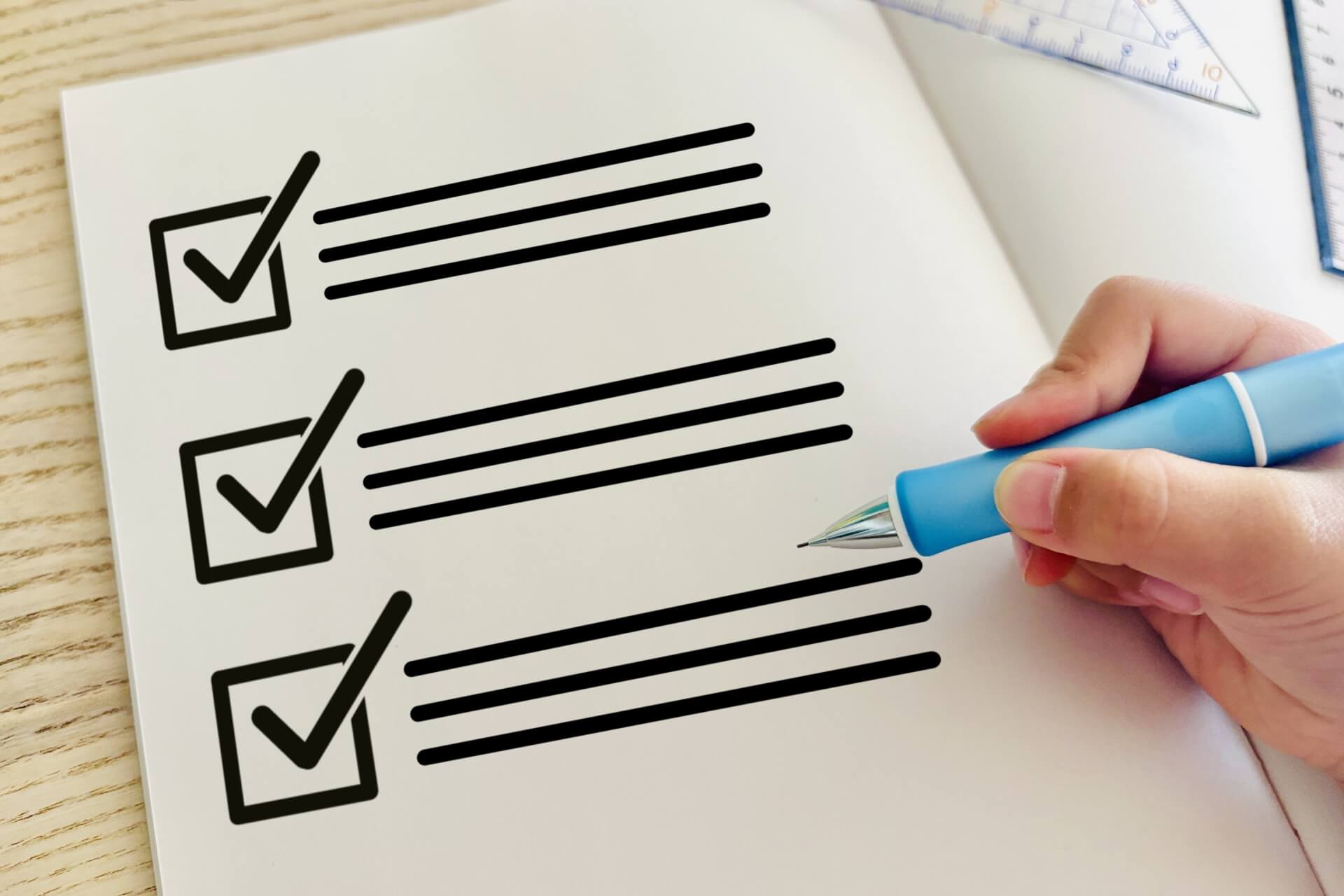 人が亡くなったあとにする手続き――最初の1週間でやること【チェックリスト】