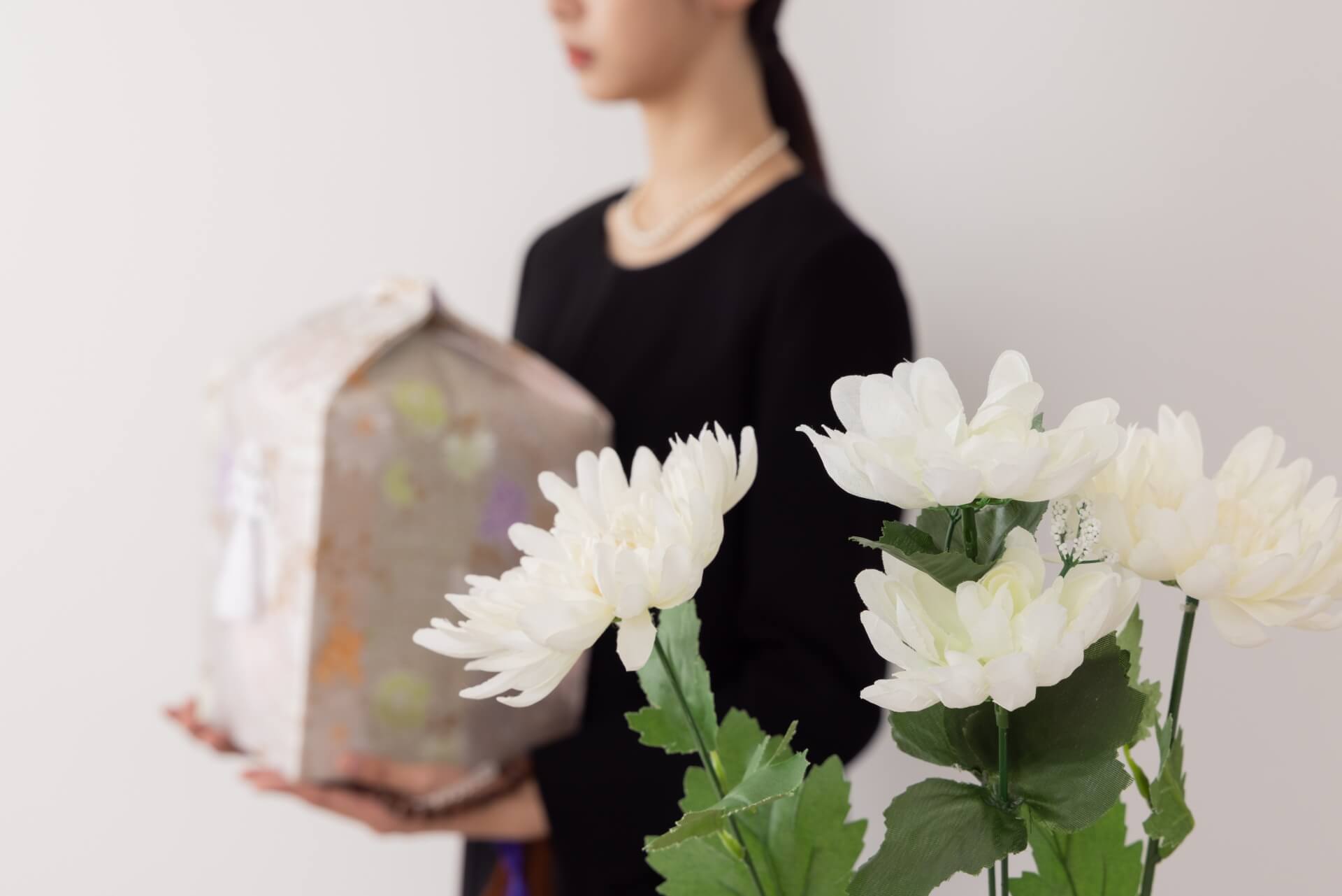 喪主とは何をする人？――役割と当日の流れ