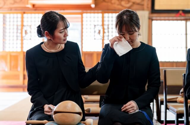 故人様を偲ぶご遺族の様子